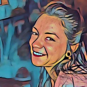 Meet your Posher, Courtney